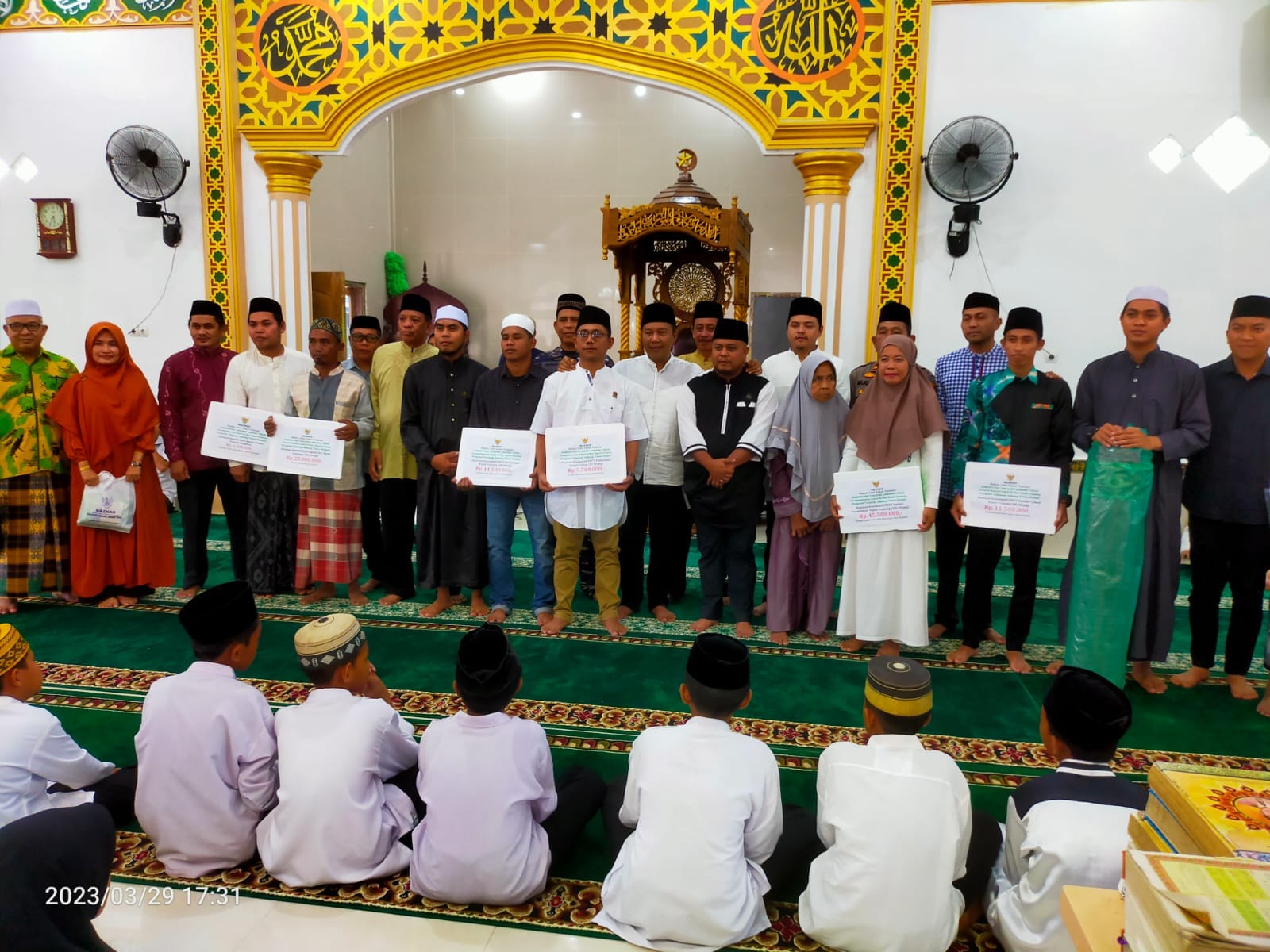 Bupati Tanjung Jabung Timur Safari Ramadhan di Desa Pemusiran
